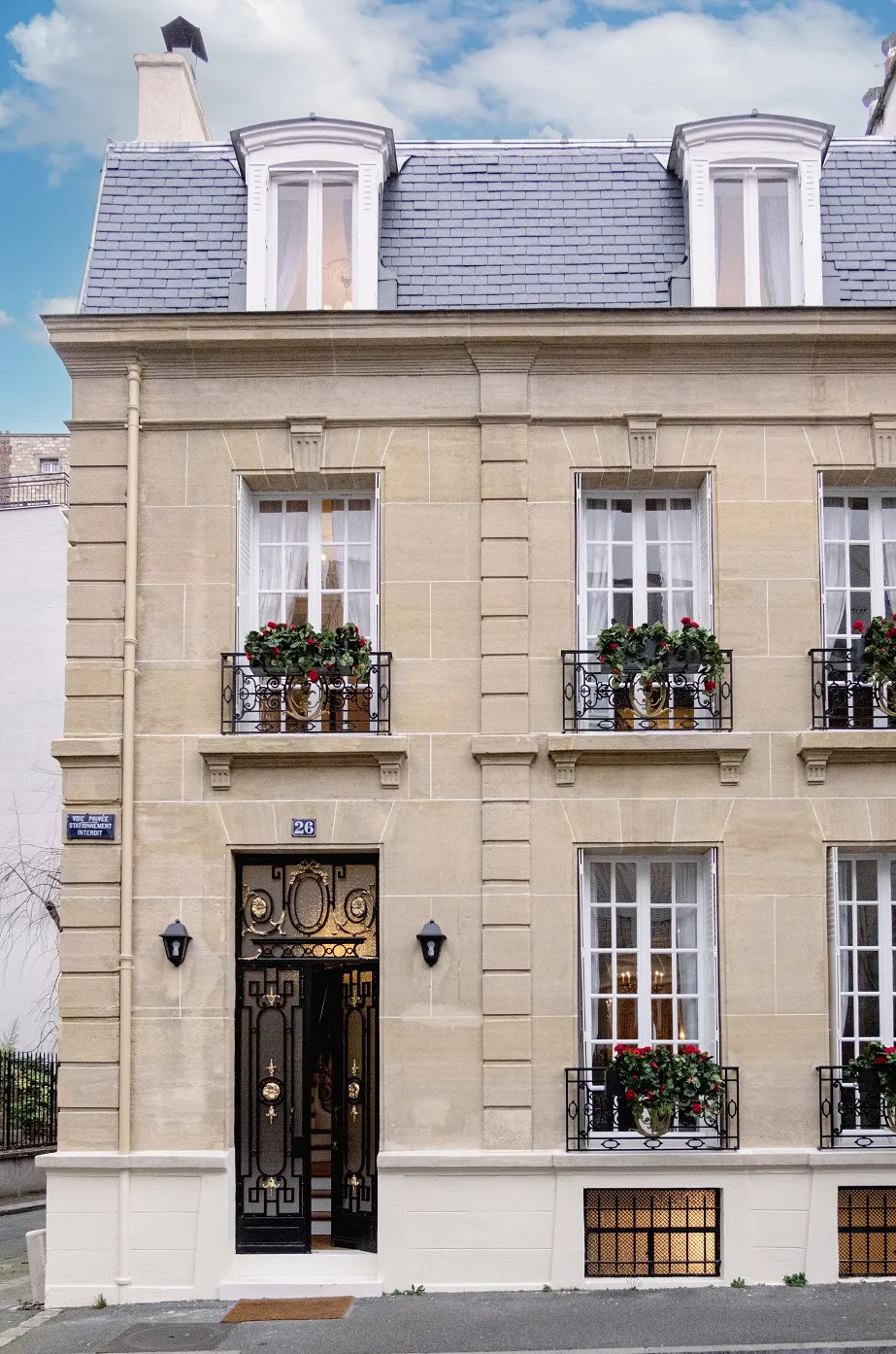 Facade hotel particulier a privatiser Paris